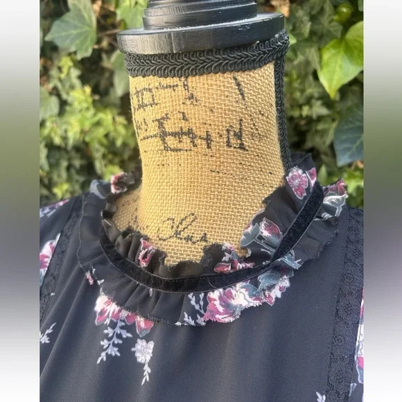 June & Hudson Black Maxi Dress Whimsigoth Boho Goth Floral Ruffles Lace Velvet - Picture 5 of 13